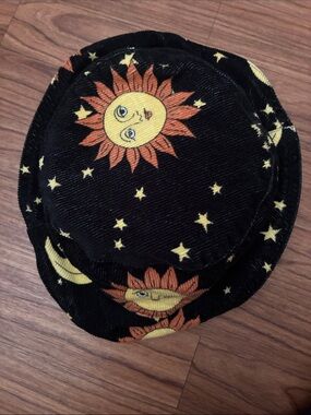 Lucy & Yak Sun and Stars Celestial Corduroy Bucket Hat